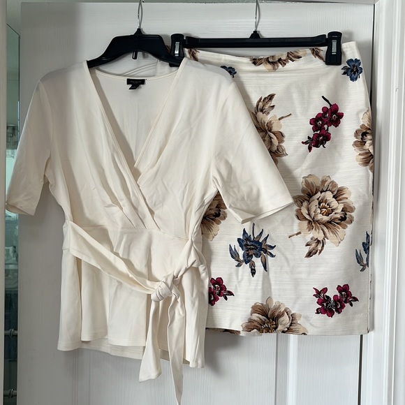 Ann Taylor skirt, 10 - Picture 3 of 3